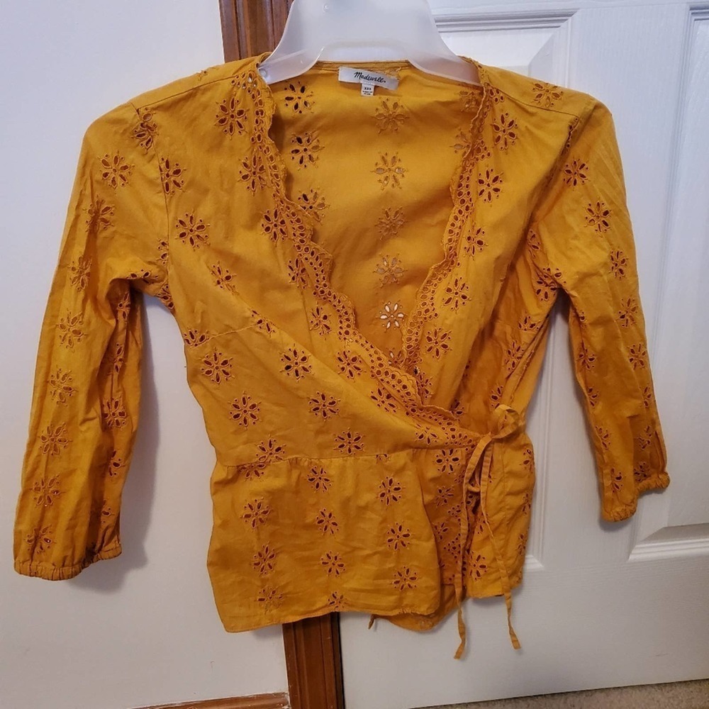 Madewell scalloped eyelet wrap yellow blouse xxs - Picture 2 of 7